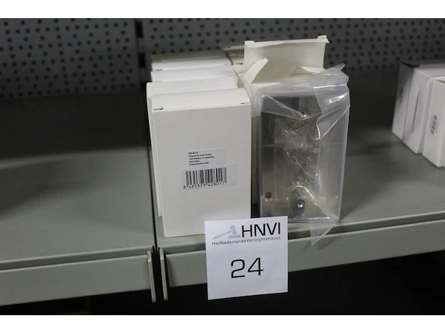 Tien mounted back box zinc alloy type mbb-811-d-m, 10 stuks - afbeelding 1 van  2