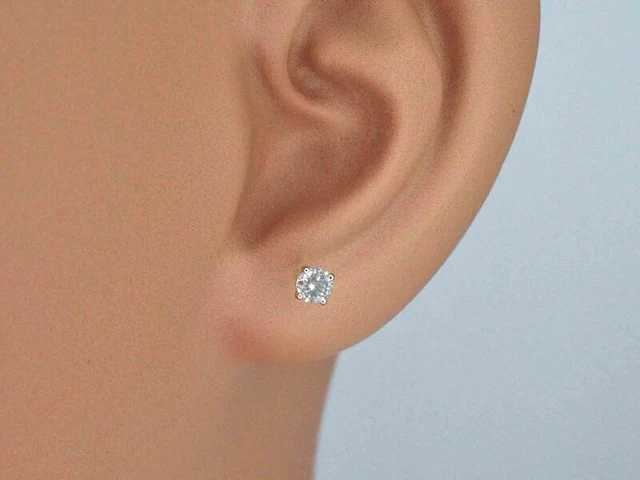 Tiffany & co - tiffany solitair oorknop met diamant - afbeelding 12 van  13