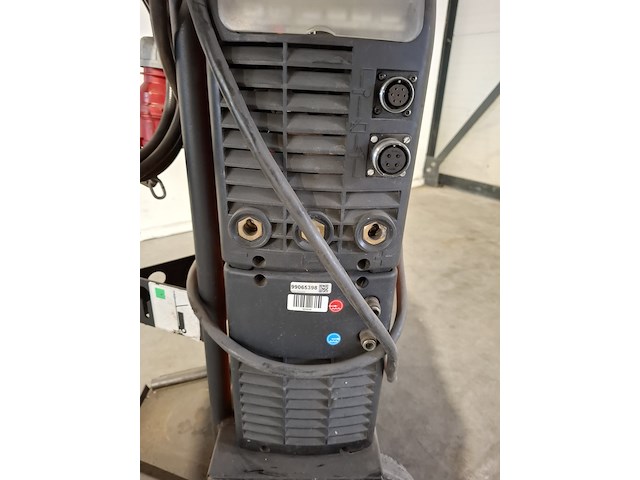 Tig unit mls 4000 400a 400v kemppi, mastertig mls 4000 / mastercool 10, bouwjaar 2018, gas- of vloeistofgekoeld met waterkoeling - afbeelding 3 van  8