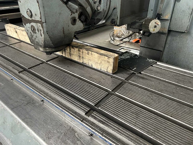 Tiger - bf-160 - cnc milling machines - 1992 - afbeelding 9 van  14