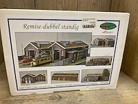 Tilly models 87136 modelbouw remise - afbeelding 1 van  3