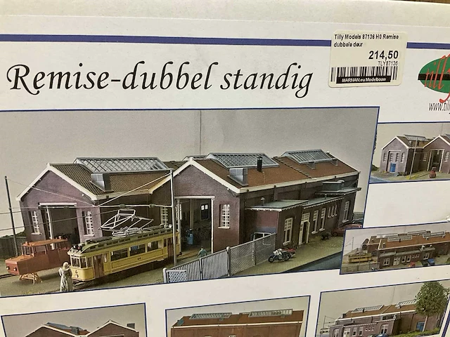 Tilly models 87136 modelbouw remise - afbeelding 2 van  3