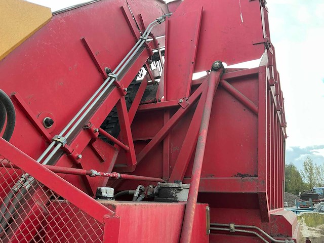 Tim - 1994 - krb s 212 - bietenrooier - afbeelding 16 van  44