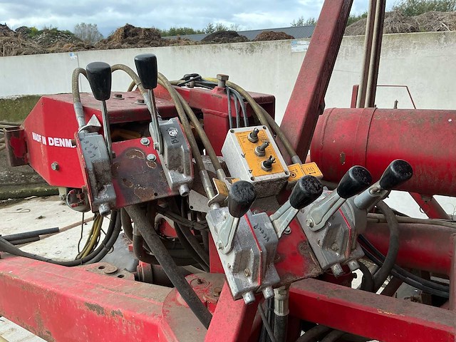 Tim - 1994 - krb s 212 - bietenrooier - afbeelding 31 van  44