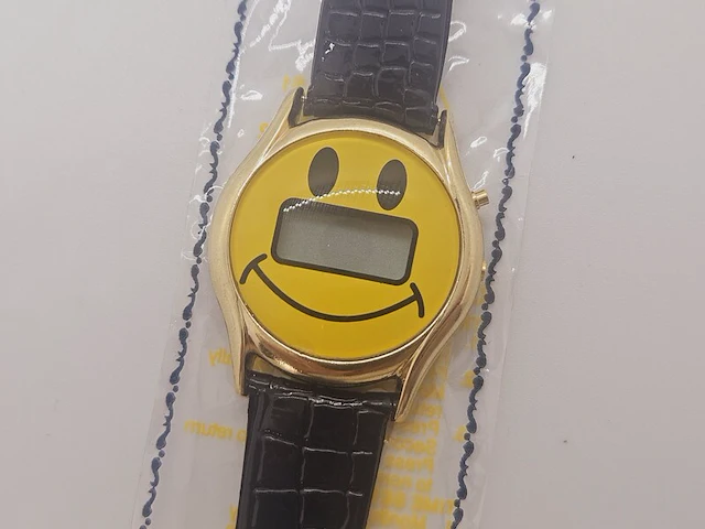 Timeco japan lcd horloge - afbeelding 2 van  4