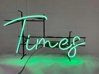 Times neonverlichting - afbeelding 1 van  7