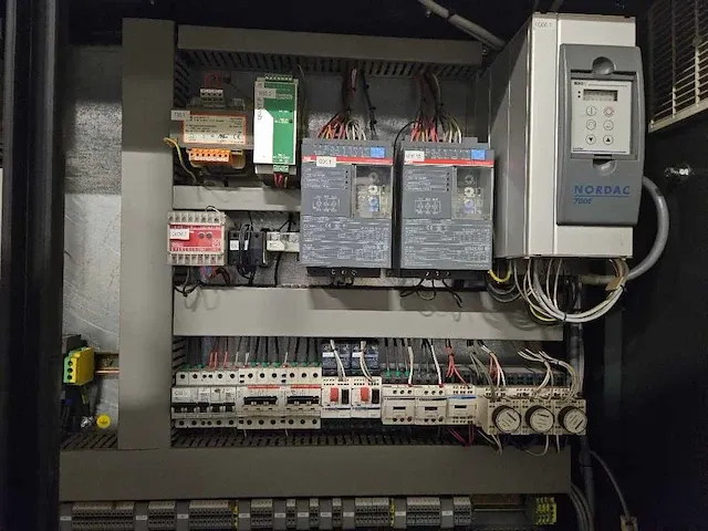 Timesavers - 41 serie 600 wrd - vlakslijpmachine - 2005 - afbeelding 9 van  18