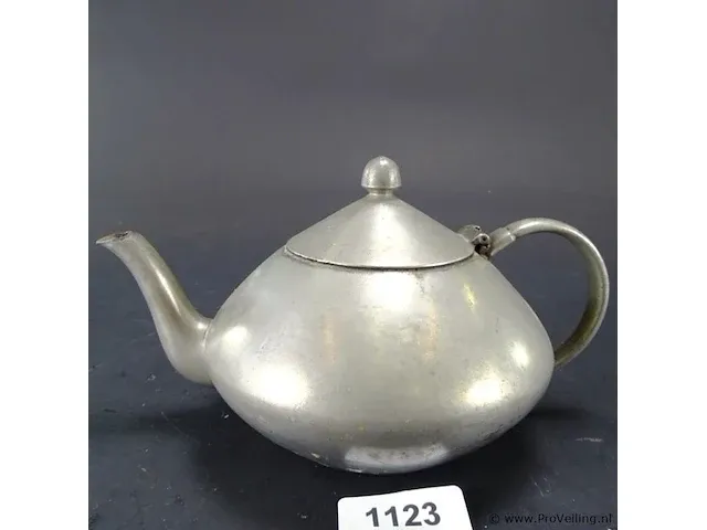 Tinnen theepot - afbeelding 1 van  4