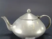 Tinnen theepot