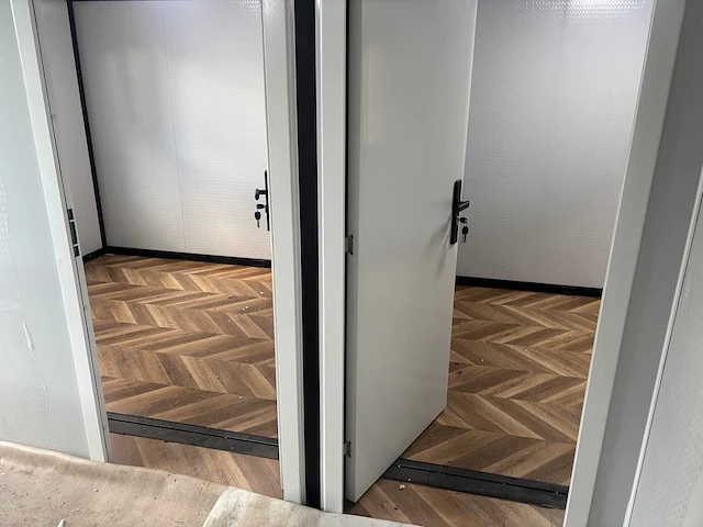 Tiny - house - afbeelding 13 van  15