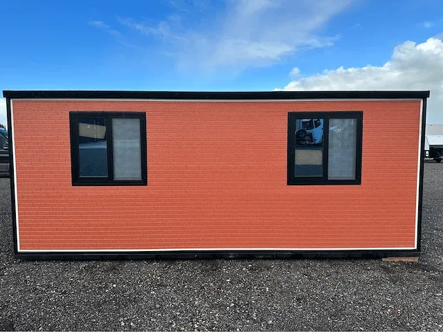 Tiny house / chalet complete deluxe stone design - afbeelding 45 van  63