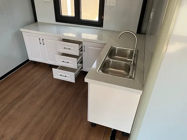 Tiny house / chalet / mobiele woonunit - afbeelding 5 van  58