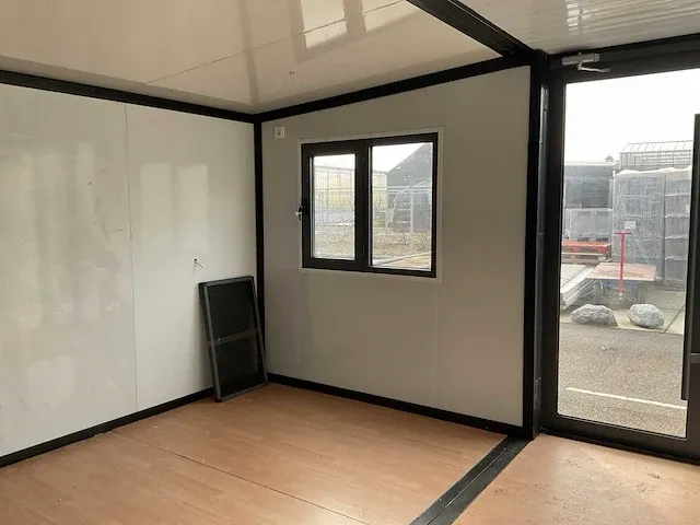 Tiny house - afbeelding 2 van  37