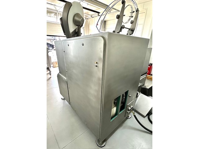 Tippertie alpina - afbeelding 18 van  21