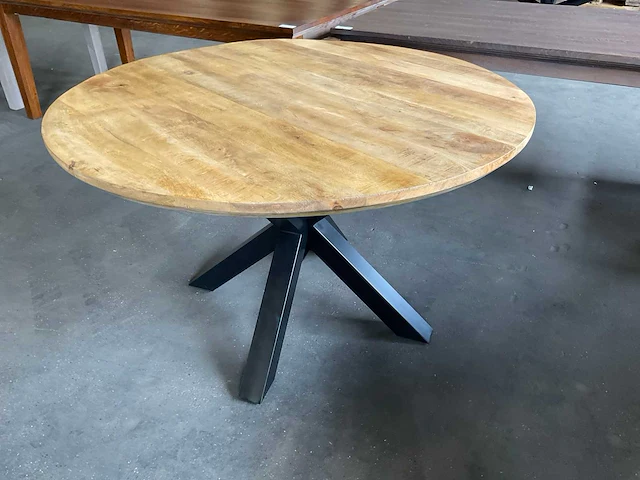 Tiru ronde eetkamertafel - afbeelding 1 van  8