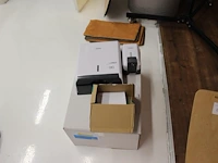 Tissue en zeep dispenser staples met doos tissues. - afbeelding 1 van  2