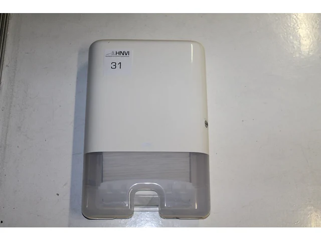 Drie salontafels met doorsnedes 49, 40 en 29 cm. - afbeelding 2 van  2