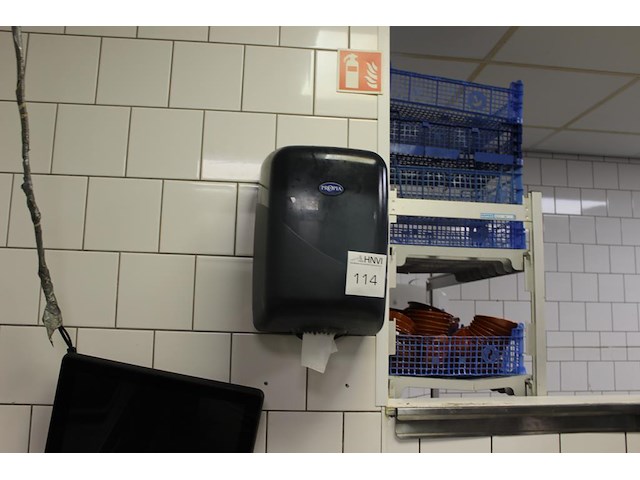 Tissuedispenser propia met drie rollen tissuepapier. - afbeelding 1 van  2