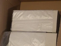Tissuedispenser tork met aangebroken doos tissues. - afbeelding 2 van  2