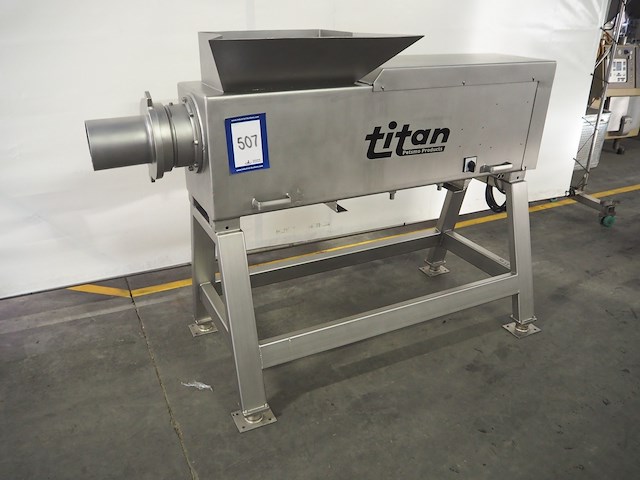 Titan petsmo products - afbeelding 1 van  15