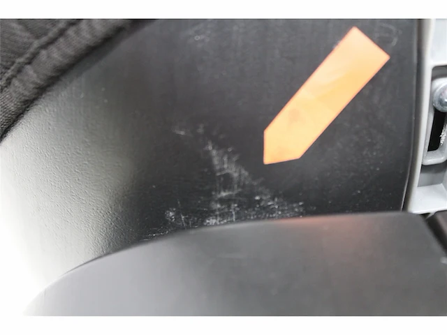 Titaniumbaby nitro autostoel met isofix 360 draaibaar zwart - afbeelding 6 van  6
