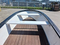Toer boot met buitenboordmotor en trailer - afbeelding 5 van  36