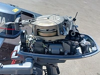 Toer boot met buitenboordmotor en trailer - afbeelding 17 van  36