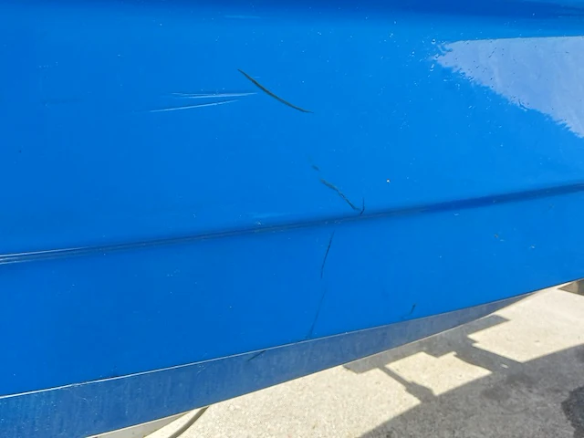 Toer boot met buitenboordmotor en trailer - afbeelding 3 van  41