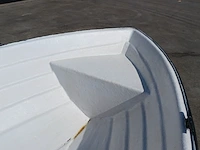Toer boot met buitenboordmotor en trailer - afbeelding 9 van  41