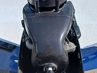 Toer boot met buitenboordmotor en trailer - afbeelding 20 van  41