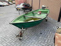 Toerboot met 4 takt buitenboordmotor en trailer - afbeelding 1 van  12