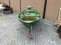 Toerboot met 4 takt buitenboordmotor en trailer - afbeelding 5 van  12