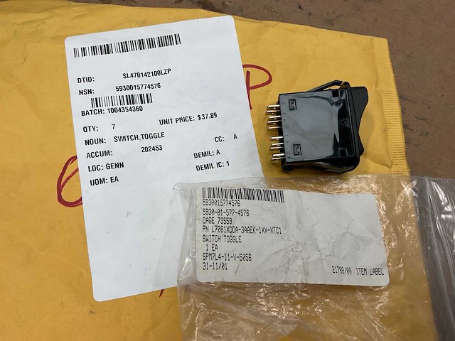 Toggle switch (7x) - afbeelding 2 van  4