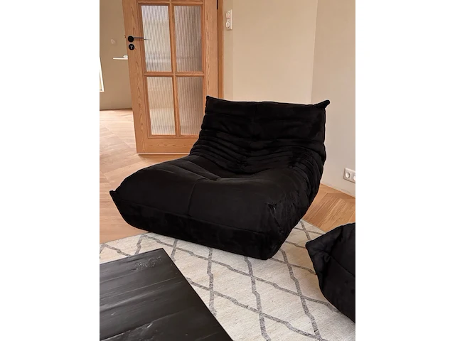 Togo fauteuil in zwarte stof, zwart - afbeelding 2 van  9