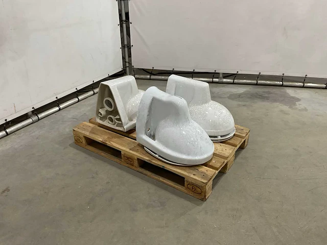 Toilet (3x) - afbeelding 2 van  6
