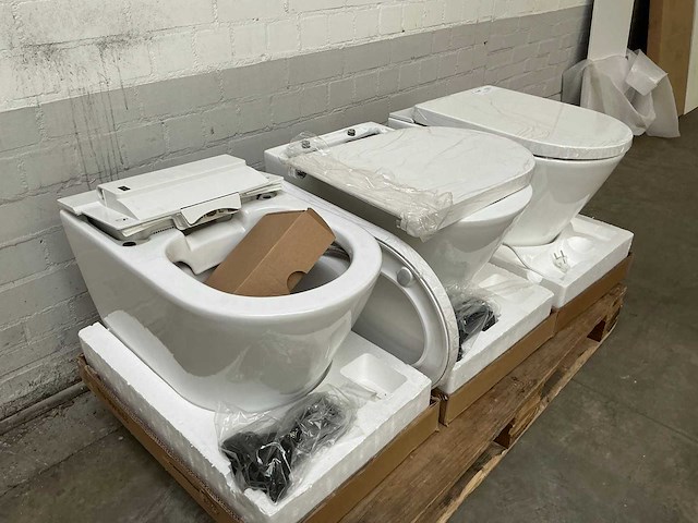 Toilet (3x) - afbeelding 2 van  4