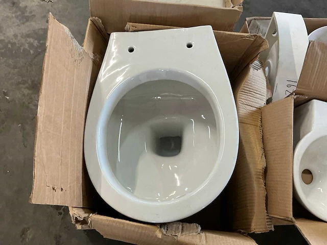 Toilet set met wasbak - afbeelding 3 van  9