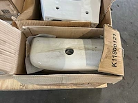 Toilet set met wasbak - afbeelding 4 van  9