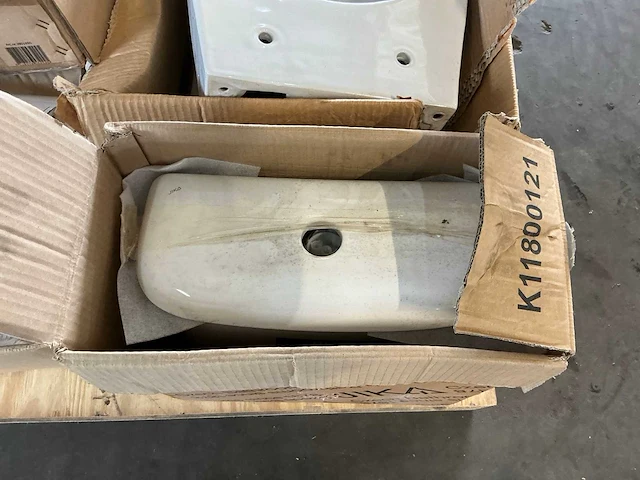 Toilet set met wasbak - afbeelding 4 van  9