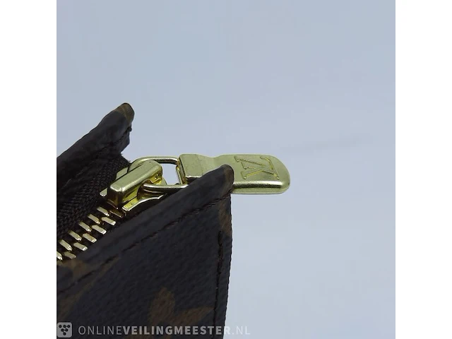 Toilet tas louis vuitton, poche toilette 15 - afbeelding 7 van  9