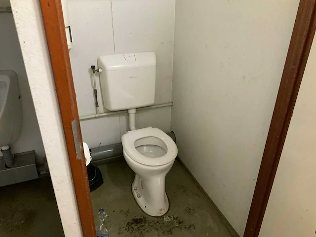 Toilet-unit - afbeelding 11 van  13