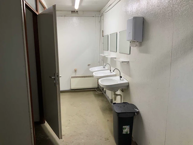 Toilet-unit - afbeelding 13 van  13