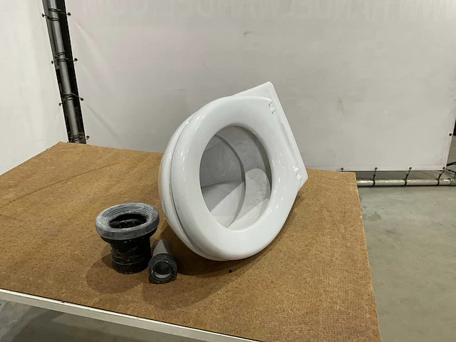 Toilet - afbeelding 2 van  4