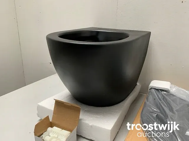 Toilet - afbeelding 5 van  5