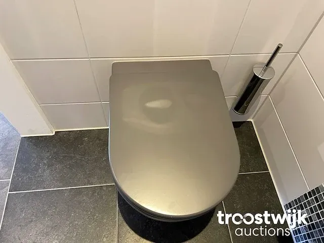 Toilet - afbeelding 7 van  14