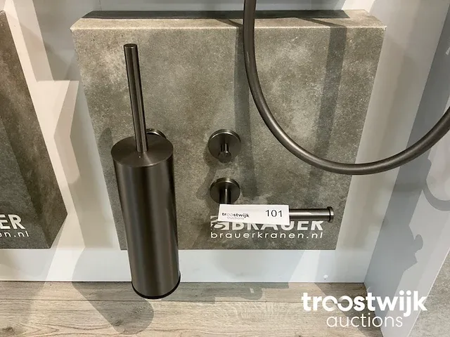 Toiletaccessoires - afbeelding 1 van  3