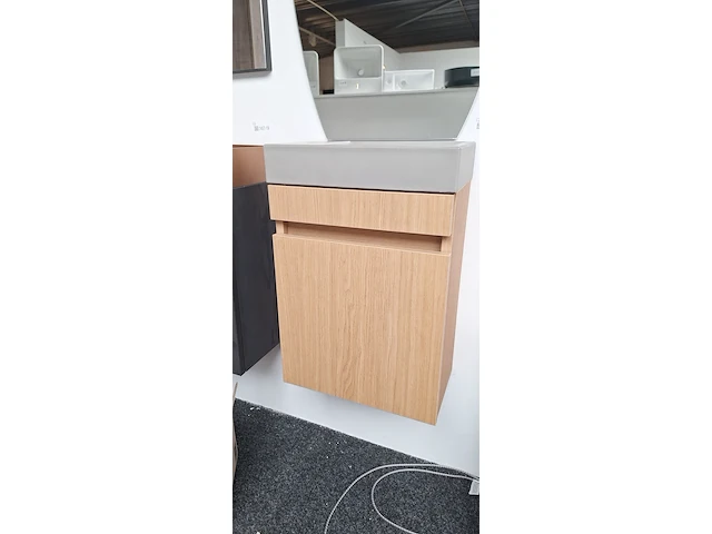 Toiletmeubel, thebalux, sjithouse - afbeelding 1 van  2
