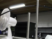Toiletrolhouder met opbergvakje. margeproduct - afbeelding 2 van  2