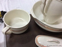 Toiletset (compleet ) - afbeelding 2 van  3