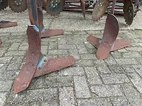 Tolmet delta vleugelschaarcultivator - afbeelding 10 van  12